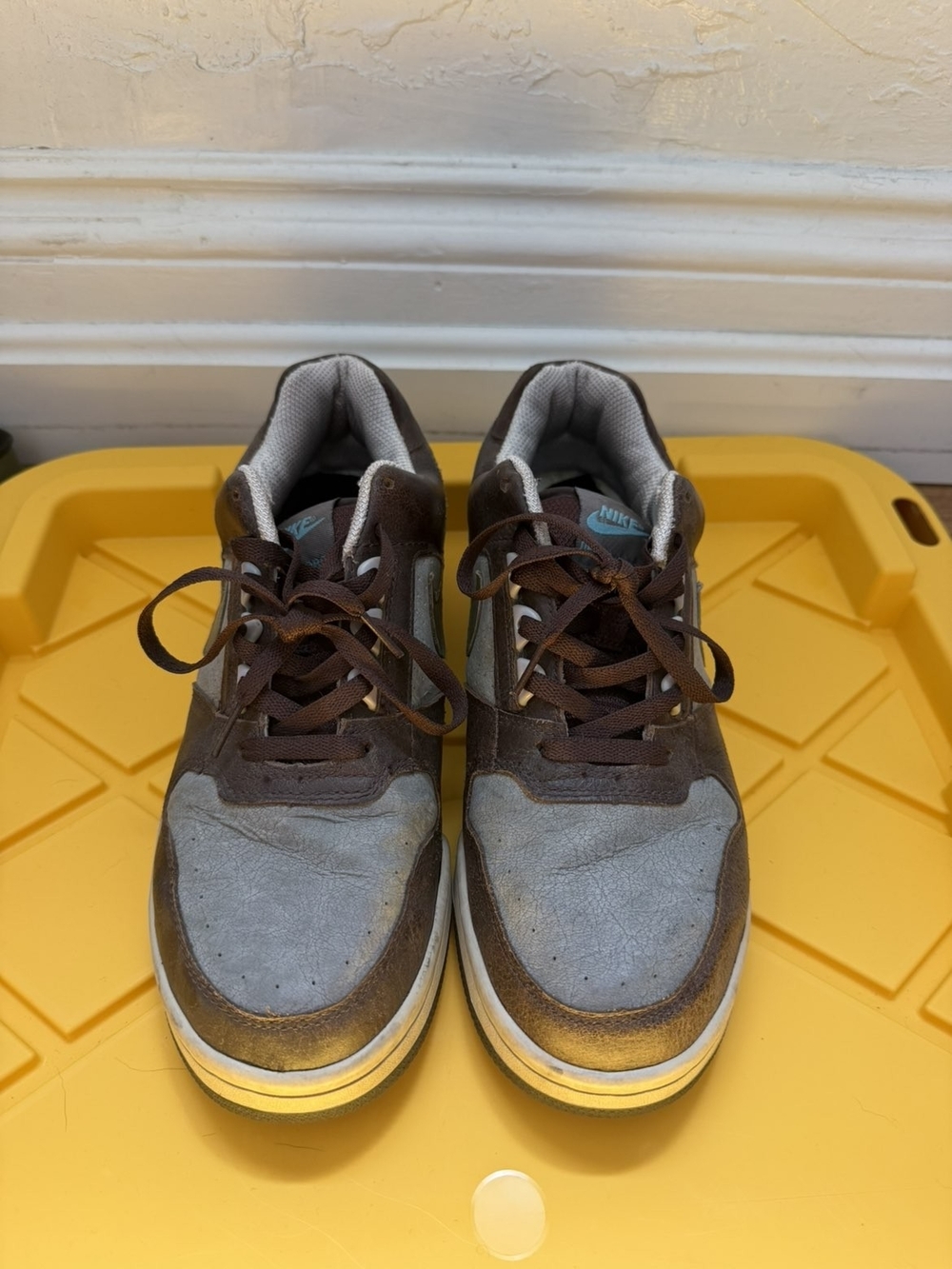 Nike Delta Force Men’s Brown and Blue Low-Top Sneakers